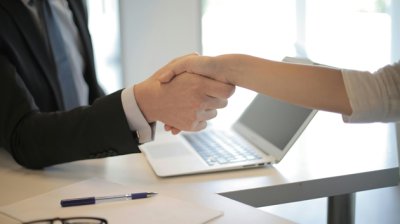 大陆人如何在香港成功设立投资公司？全方位解读与实用指南