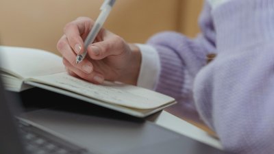 如何顺利申请汇丰银行储蓄卡？详解条件与流程