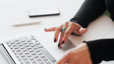 为何越来越多国外客户青睐香港银行付款？深入解析其优势与机遇
